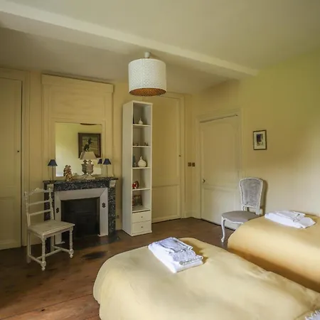 Chateau Sleeps 21 With Pool And Wifi Paluel